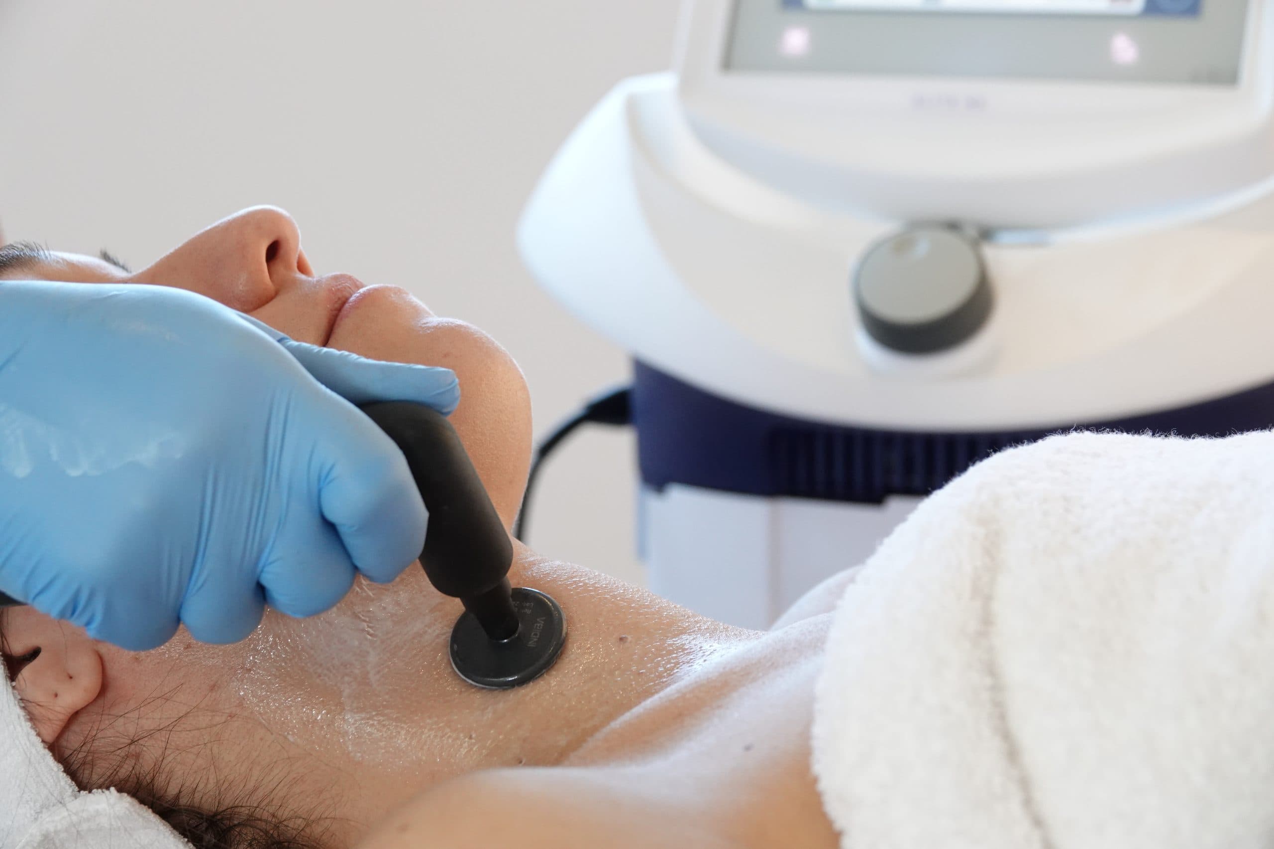 Indiba Facial - Rejuvenecimiento celular en ASR Fisioterapeutas